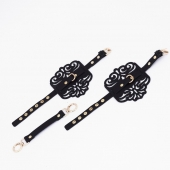 Черный фигурные оковы с золотистой фурнитурой - Crazy Handmade - купить с доставкой в Уссурийске